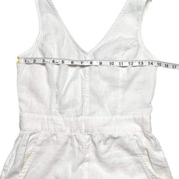 American Eagle | Women | White V-Neck Linen Blend Crossover Short Romper | Small - Picture 5 of 13